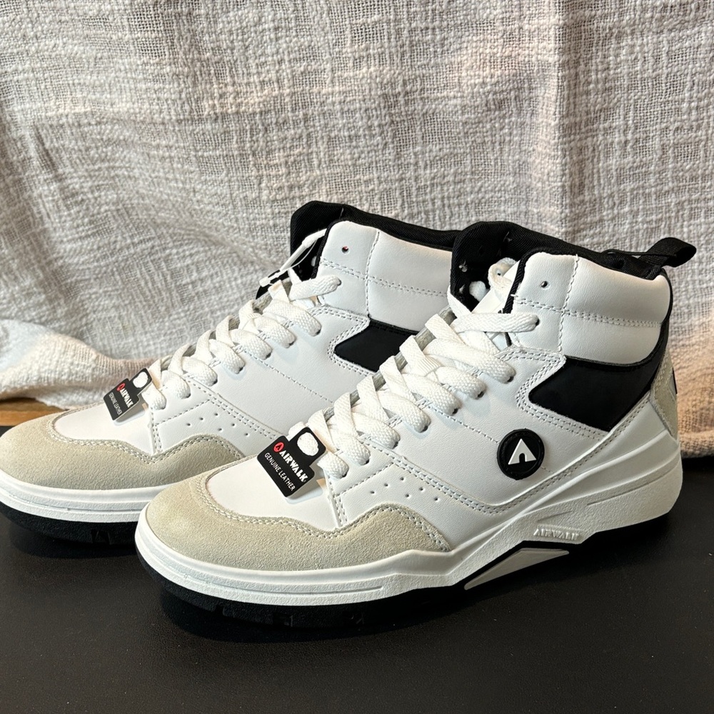 Airwalk White and Black High-Top Sneakers All Leather Various sizes